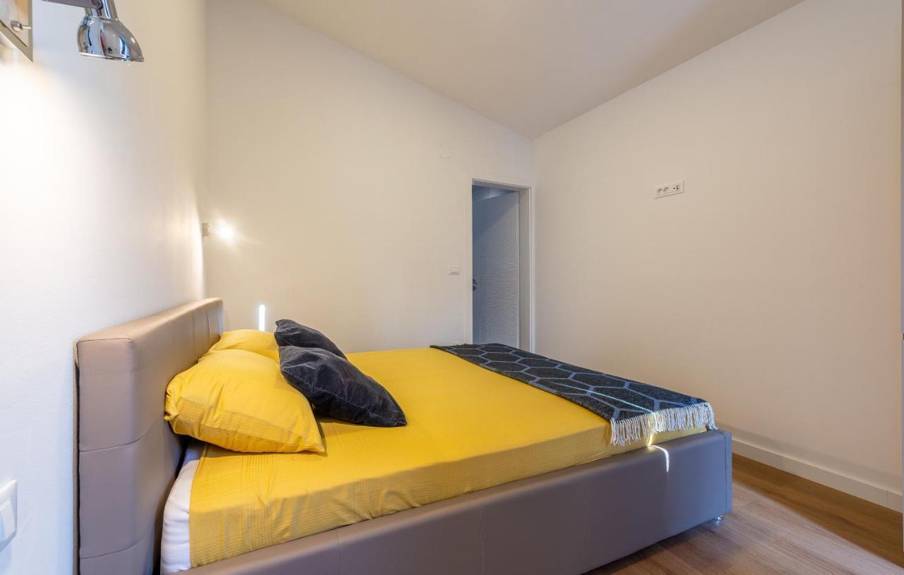Private House Villa Velebita Ražanac Екстериор снимка